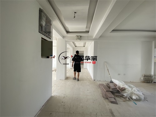 隆德装修公司|隆德隼越办公楼装修设计量尺