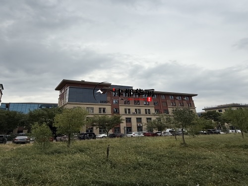 隆德办公室装修设计项目|津都华丽设计